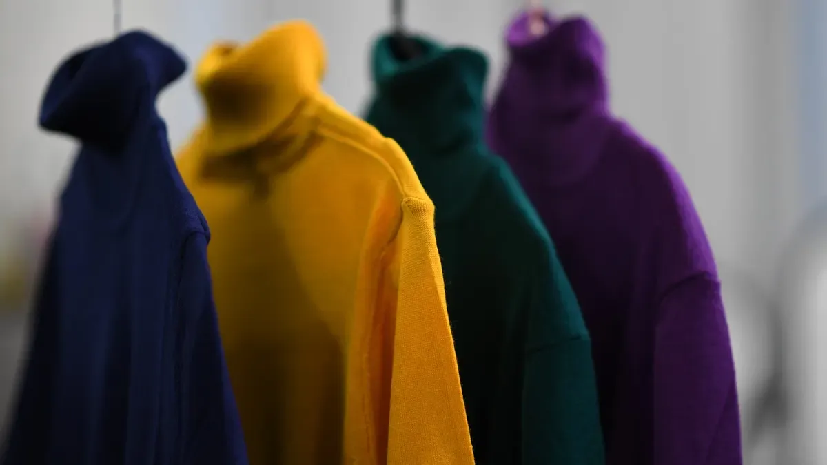 骨格ストレートに似合わない服があるのはなぜ？のイメージ