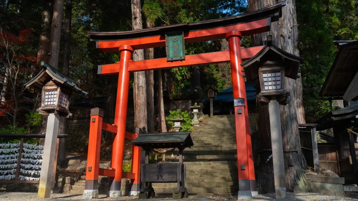 お宮参りの母親の装いを考えるイメージ